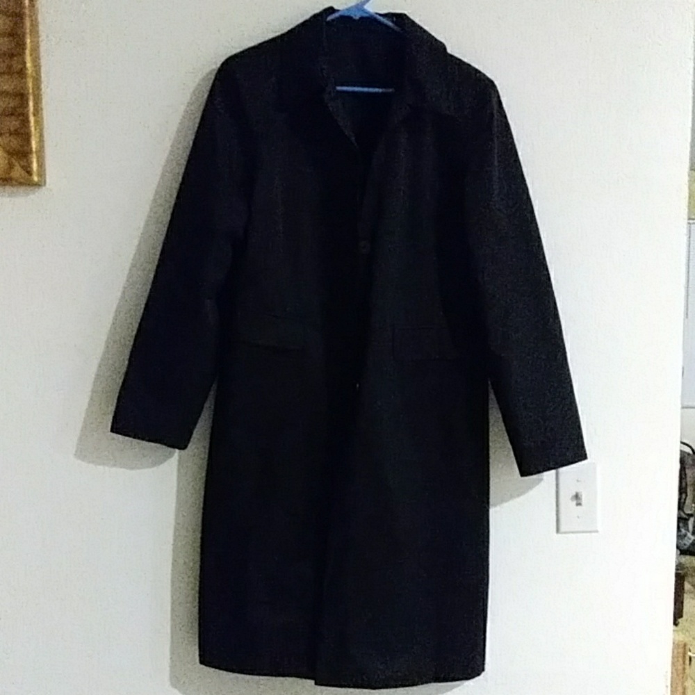 Black trech coat
